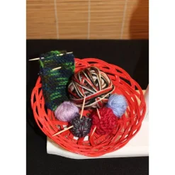 Discount Geldgeschenk Dekofigur STRICKLIESL witziges Geldgeschenk für Handarbeitsfans aus Holz Weihnachtsdeko