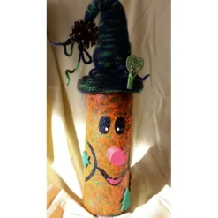 New Geldgeschenk  OSSI SNOW, nette Idee zum Nikolaus, witziges Upcycling-Projekt, gestaltet mit Acrylfarbe, Wolle und Filz Geschenke