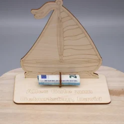 Sale Geldgeschenk Segelboot - aus Holz personalisiert Geldgeschenke