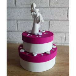 Clearance Geldgeschenkverpackung zweistöckige Torte mit Brautpaar und Verzierungen (pink-weiß) Hochzeitsgeschenke