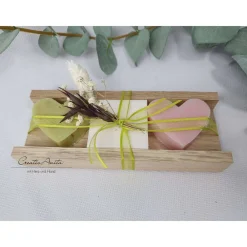 Outlet Geschenk Schafmilchseifen in Holzverpackung mit Seifenherzen grün-weiß-rosa Geschenkverpackungen