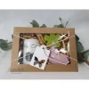 Online Geschenkbox mit handverzierter Kerze "Frohe Ostern" und Schafmilchseifen Hase (Magnolie) und Blume - Osterkerze Ostergeschenke