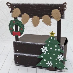 Online Geschenkbox "Rentier-Wichtel & Tannenbaum" Rustikal | Handgemachte Verpackung mit abnehmbarem Anhänger Geschenkverpackungen
