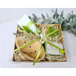 Ostergeschenke|CreativAnita Geschenkbox rund um Olivenöl - hochwertige Schafmilchseifen