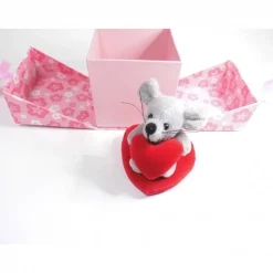 Geldgeschenke|SaBienchenshop Geschenkbox Valentinstag Muttertag mit Plüschmaus auf Herz – Rosa Pop Up Box 10x10x10 cm