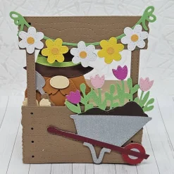 Outlet Geschenkbox Wichtelbox Gartenarbeit – Handgemachte Geschenkverpackung mit Wichtel & Schubkarre Geschenkverpackungen