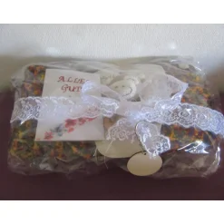 Geschenke|Momunder - Momente voller Wunder Geschenkset Geburt - Babydecke bunt mit Spielzeug
