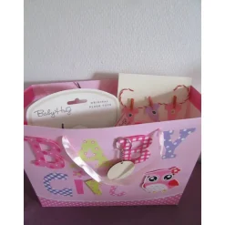 Online Geschenkset Geburt - Babydecke mit Spielzeug Geschenke