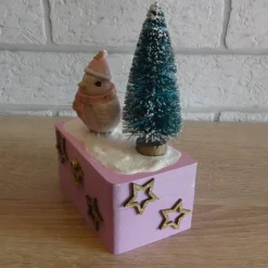 Outlet Geschenkverpackung Holztruhe mit Vogel mit Schal und Mütze und Tannenbaum Geschenkverpackungen