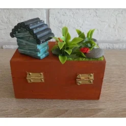 Sale Geschenkverpackung Holztruhe - Hütte mit Garten und Eichhörnchen Geschenkverpackungen