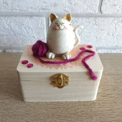 Best Geschenkverpackung Holztruhe - Katze mit Wollknäuel Geschenkverpackungen
