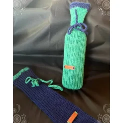 Gestrickte Socke als Verpackung für Flaschen Geschenkverpackungen