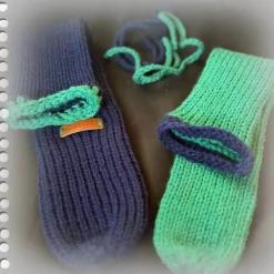 Gestrickte Socke als Verpackung für Flaschen Geschenkverpackungen
