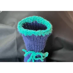 Gestrickte Socke als Verpackung für Flaschen Geschenkverpackungen