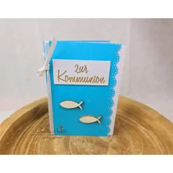 Glückwunschkarten|CreativAnita Glückwunschkarte hellblau-weiß Holzfisch zur Kommunion