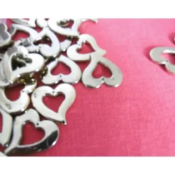 Discount Goldene Streuteile Herzen – Deko für Hochzeit, Liebe, Valentinstag & Jubiläum – 3x3 cm – 20 Stück Hochzeitsdeko