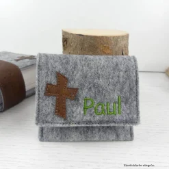 Best Gotteslobhülle Filz grau mit Kork, personalisiert – Bibelhülle & Gesangbuchhülle als Geschenk zur Kommunion, Konfirmation, Firmung Gastgeschenke