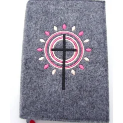 Sale Gotteslobhülle handgefertigt Filz 3mm graumeliert Kreuz Kreise Strahlen rosa personalisierbar Name und Datum bestickt Gotteslobhülle