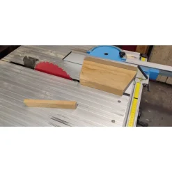 Gutscheine|Partyholz TSW Gutscheinständer aus Eiche Vollholz