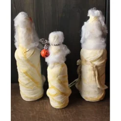 Monster & Gespenster|Susanne Hiebl...die etwas andere Art! Halloweendeko MUMIENFAMILIE – Handgemachte Mumien aus Glasflaschen für Deine Halloweenparty