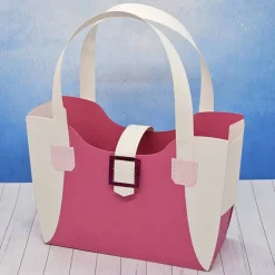 Online Handgefertigte Geschenkbox „Tasche in Pink & Creme“ – aus 300 g/m² Fotokarton mit pinkfarbener Spiegelschnalle Geschenkverpackungen