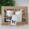 Outlet Handverzierte Osterkerzen - 2 Stück - kleines Mitbringsel "Frohe Ostern" in Geschenkbox Ostergeschenke