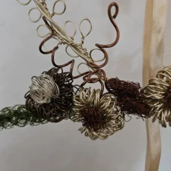 Herbst|Nics-Drahtkunst und mehr Herbstdekoration, Herz zum Aufhängen aus Aluminiumdraht. 24 x 24 cm