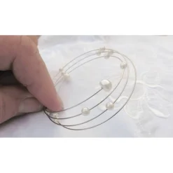 New Hochzeitsarmband Spiralarmband memory wire 3 Reihen Perlen Armreif weisse Süsswasserperlen Brautschmuck beste Freundin Brautarmreif Brautschmuck