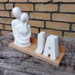 Online Hochzeitsgeschenk Liebespaar mit gegossenen Buchstaben aus Raysin Hochzeitsdeko