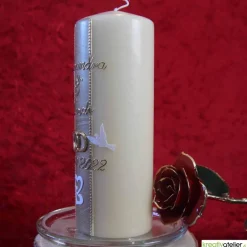 Hochzeitsalben|Kreativatelier A & V Hochzeitskerze Champagner mit Perlstreifen, Tauben und Eheringen, personalisierbar, ideal als Hochzeitsgeschenk