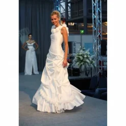 Clearance Hochzeitskleid Hochzeitskleider