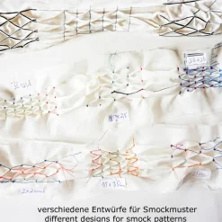 Outlet HOCHZEITSSCHAL mit HANDSMOCK + PERLEN Chiffontuch Brauttuch, weiße Stola Brautstolen & -Boleros