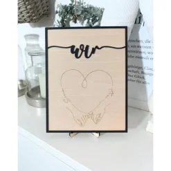 Online Holzbild Personalisiert mit Herz, Namen und Händen – Paarbild mit Herz zum aufstellen Hochzeitsdeko