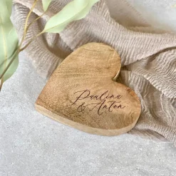 Hochzeitsgeschenke|bia bee Studio Holzherz rustikal BLAKE Paar Hochzeit personalisiert mit Namen