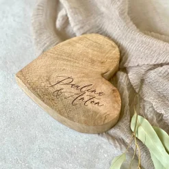 Hochzeitsgeschenke|bia bee Studio Holzherz rustikal BLAKE Paar Hochzeit personalisiert mit Namen