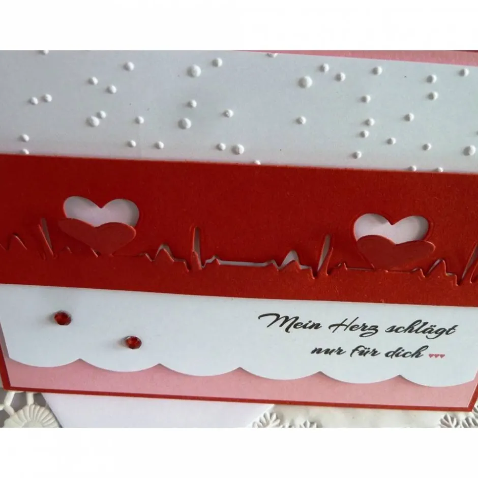 Outlet Karte zum Valentinstag mit Herzschlagkurve Valentinstagskarten