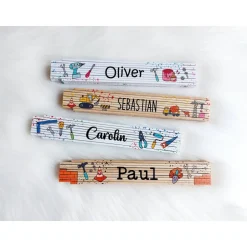 Kinder-Partyspiele|SelfmadeStudio Kinder Meterstab Baustelle personalisiert – Mini-Bauherr & Handwerker | 4 Motive | Geschenkidee