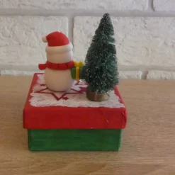 Clearance kleine Geschenkverpackung mit Schneemann und Tannenbaum Geschenke