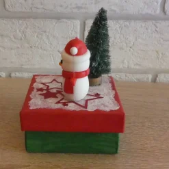 Clearance kleine Geschenkverpackung mit Schneemann und Tannenbaum Geschenke
