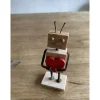 Geschenke|Schlüter Home Design Kleine Holzfigur mit Herz, Geschenk, Mitbringsel für Liebende, Lieblingsmensch,