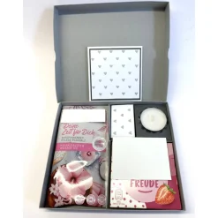 Discount Kleine Wellnessbox, Handgemachte Geschenkverpackung aus Tonkarton mit Badesalz, Schokolade & Grußkärtchen Geschenkverpackungen