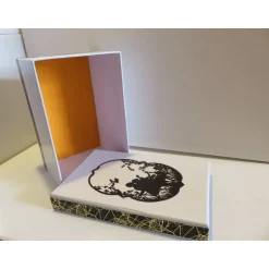 Outlet Kleiner Geschenkkarton mit Scherenschnitt - Nostalgiemotiv auf Reispapier Liebespaar auf der Bank Geschenkverpackungen