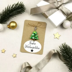 Weihnachtsgeschenke|MiMaKäfer Kleines Weihnachtsgeschenk – Glas Tannenbaum Anhänger mit Karabiner auf Karte