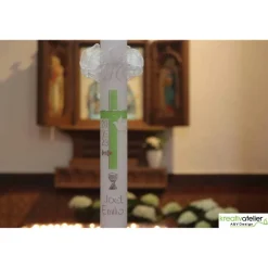 Discount Kommunionkerze Kreuz grün-silber mit Taube, Fisch und Kelch, handverziert, Kommunionkerze Jungen und Mädchen, personalis Kommunionkerzen