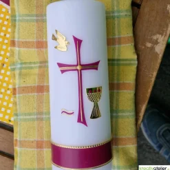Hot Konfirmationskerze mit byzantinischem Kreuz, Taube, Wellen & Kelch – Weiß, personalisierbar Dekoration