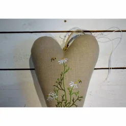 Best Leinen Herz, beige, Stickerei Wiesenkräuter Sommer