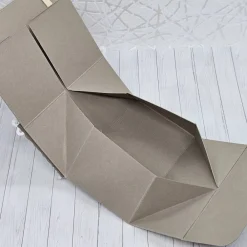 Discount Magische Geschenkbox "Frostfee Wichteline" | Handgemachte Verpackung mit abnehmbarem Anhänger (Lila/Schneemann) Geschenkverpackungen