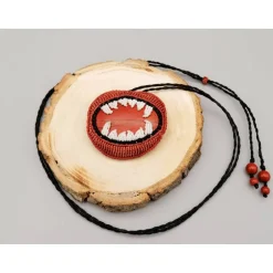 Accessoires|Billy's Lots of Knots Makramee-Halskette "Vampir" mit rotem Jaspis, Halloween Collier