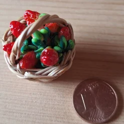 Wichtelzauber|Pfullinger Engele Miniatur Wichtel Erdbeeren Muttertag Korb Puppenstube
