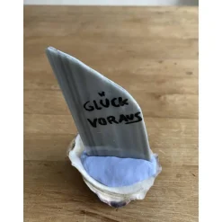 Geschenke|Schlüter Home Design Muschel Segelschiff mit Spruch, kleines Geschenk für Meerliebhaber, Segelboot als Dekoration
